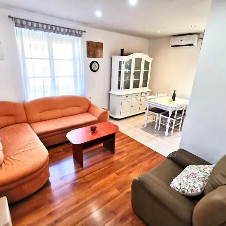 Appartement Zorka *